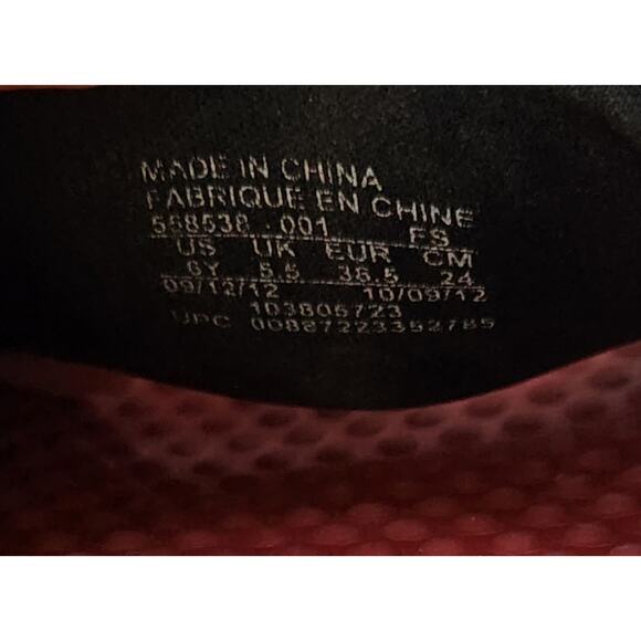 Nike Lebron James Slides/ Sandals Sz. 6Y- 558538-001 - Picture 3 of 6